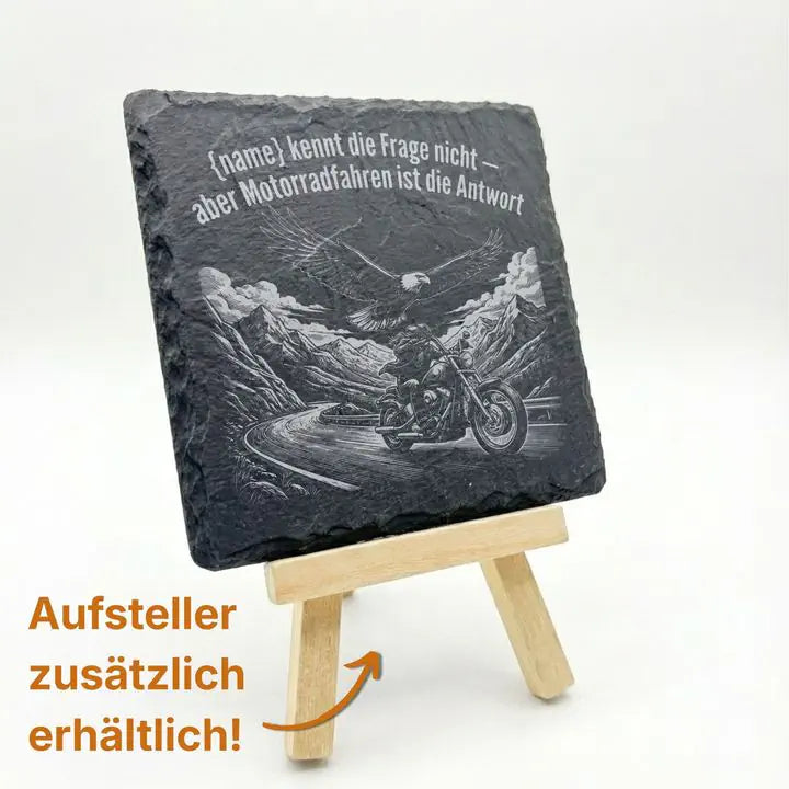Schieferuntersetzer mit Adler-Motorrad-Berglandschaft-Gravur auf Holzstaffelei mit optionalem Aufsteller