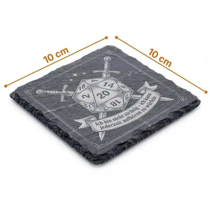 Schiefer Moment Untersetzer 10 x 10 cm mit D20 Wuerfel Motiv und Massangaben