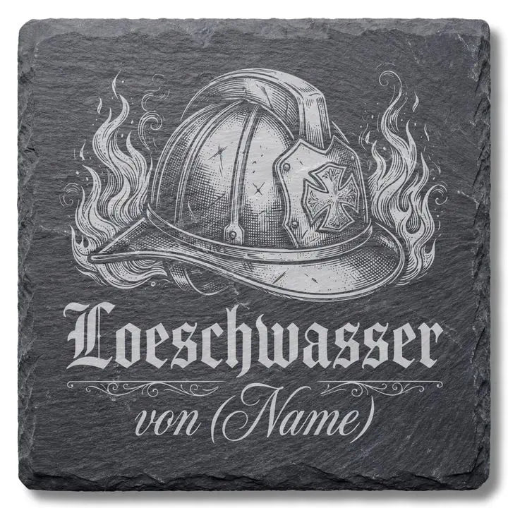 Schiefer Moment Untersetzer mit Feuerwehrhelm-Gravur und Loeschwasser-Schriftzug auf weissem Hintergrund
