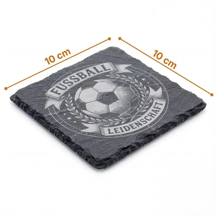 Schiefer Moment Untersetzer mit Fußball-Heraldik-Gravur, Maßangaben 10 x 10 cm auf weißem Hintergrund