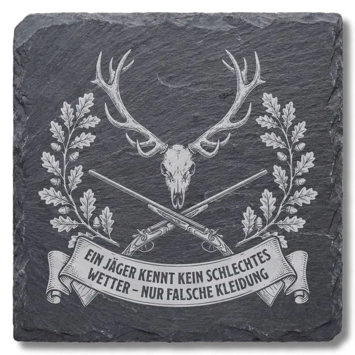 Schiefer Moment Untersetzer mit Hirschschädel, Geweihen und Jagdspruch Gravur in der Draufsicht