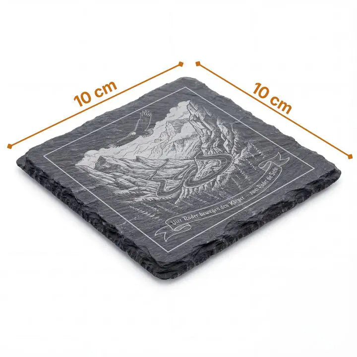 Schieferuntersetzer 10x10 cm mit Motorrad-Bergstrassen-Gravur und Massangaben