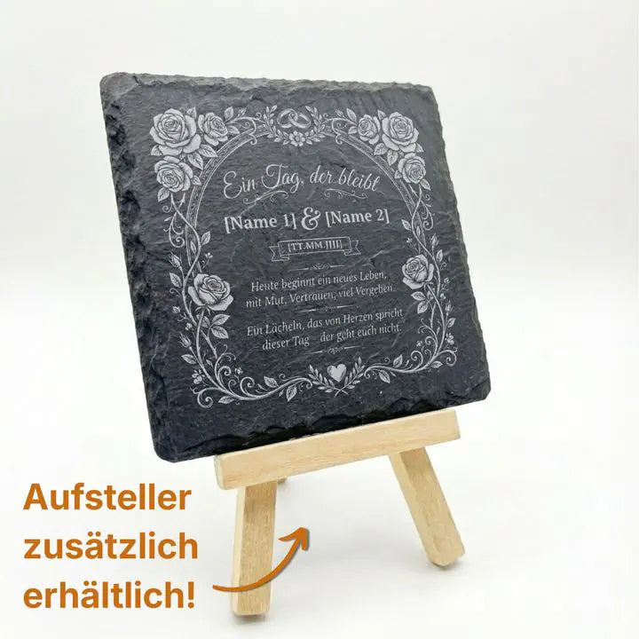 Schiefer Moment Untersetzer mit vintage Rosen-Hochzeitsmotiv auf Holz-Staffelei mit Aufsteller-Hinweis